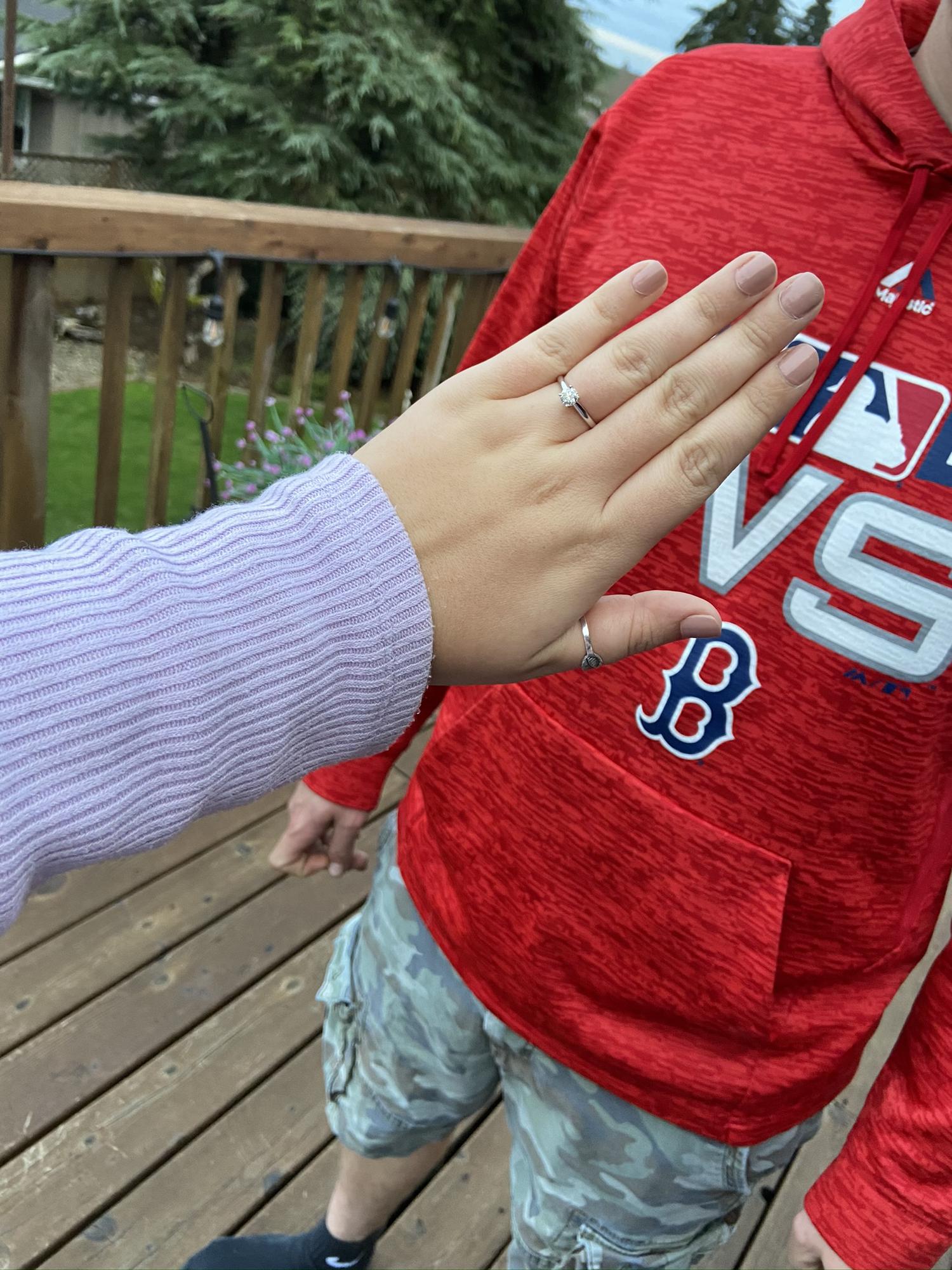 10.12.2020
Bryant proposed!
