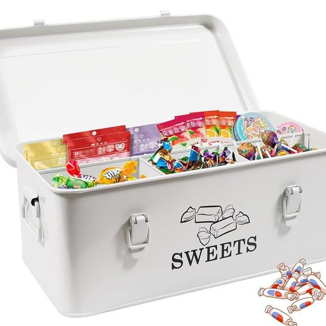 Xbopetda Candy Storage Box, Metal Candy Jar, Snack Box with Safty Lock, 4 Compartments Cookies Storage Box, Food Storage Container for Candies, Sugar Cubes, Chocolate & Snacks-Cream White