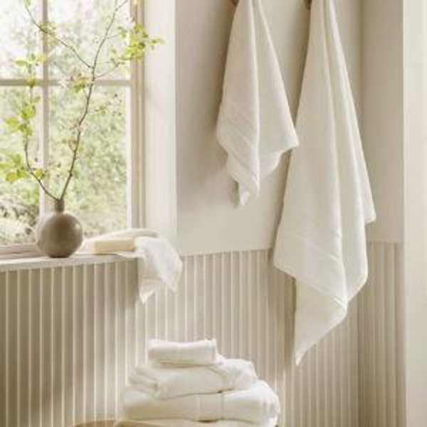 Boll & Branch Plush Bath Towel Set