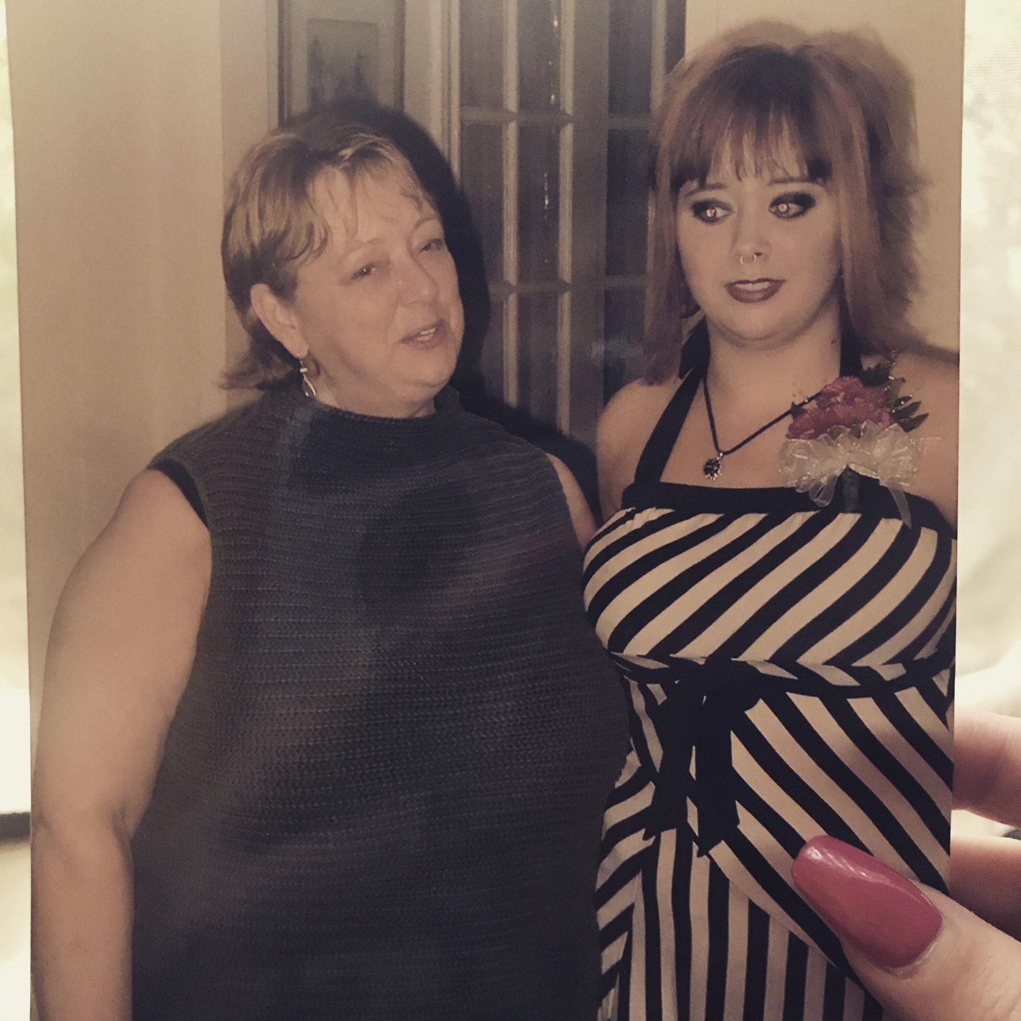 Mama Erickson’s patience for Ali’s prom get up was admirable