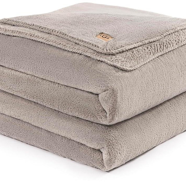 UGG Plush Full/Queen Blanket, Fleece Fluffy Blanket for Bed, Luxury Cozy Oversized Throw for Couch, Washable Hypoallergenic Bedding Queen Size, 90" x 90", Seal Grey (Whitecap)