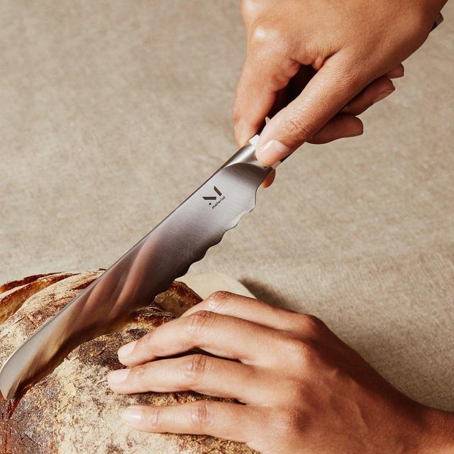 The Serrated 6" Knife