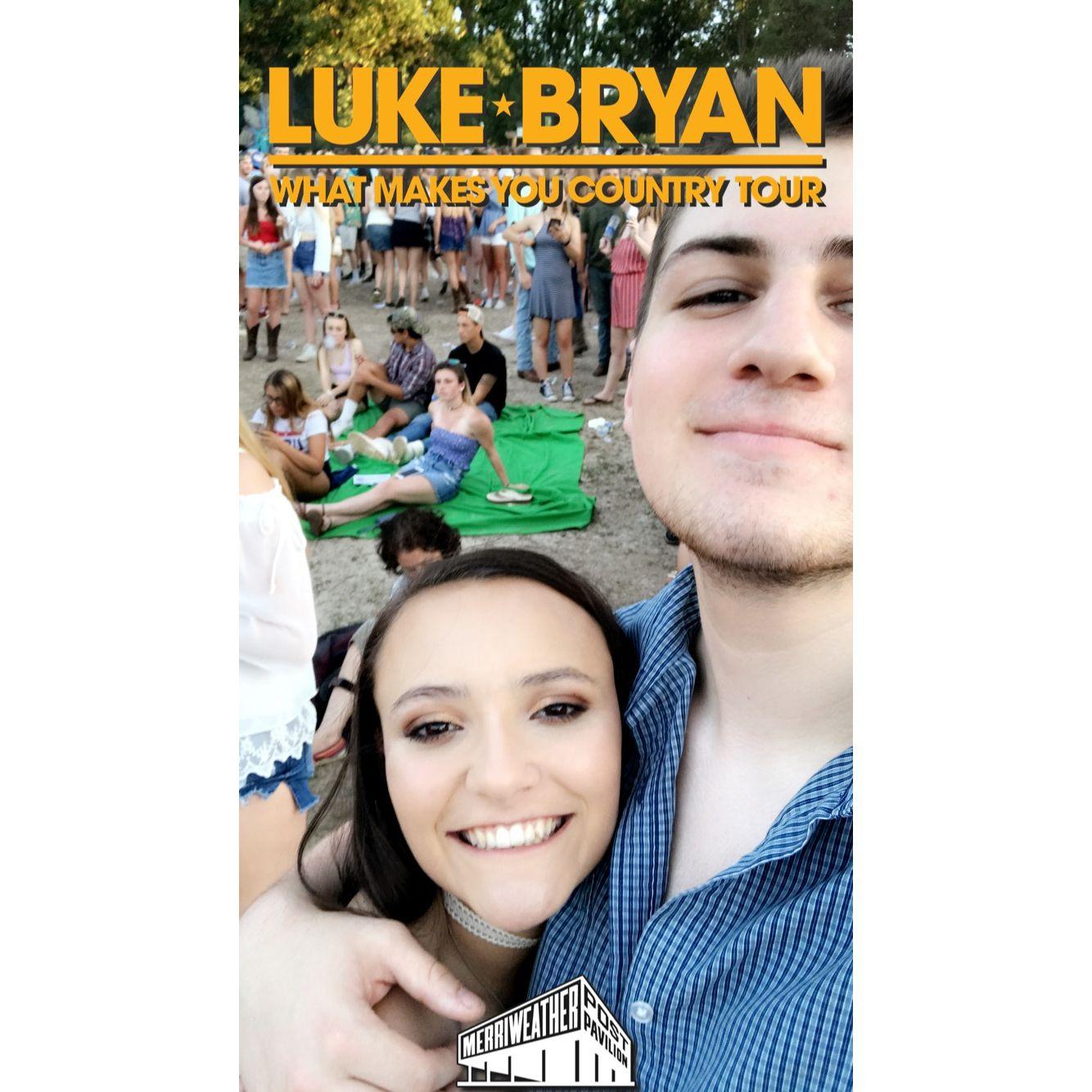 Luke Bryan!