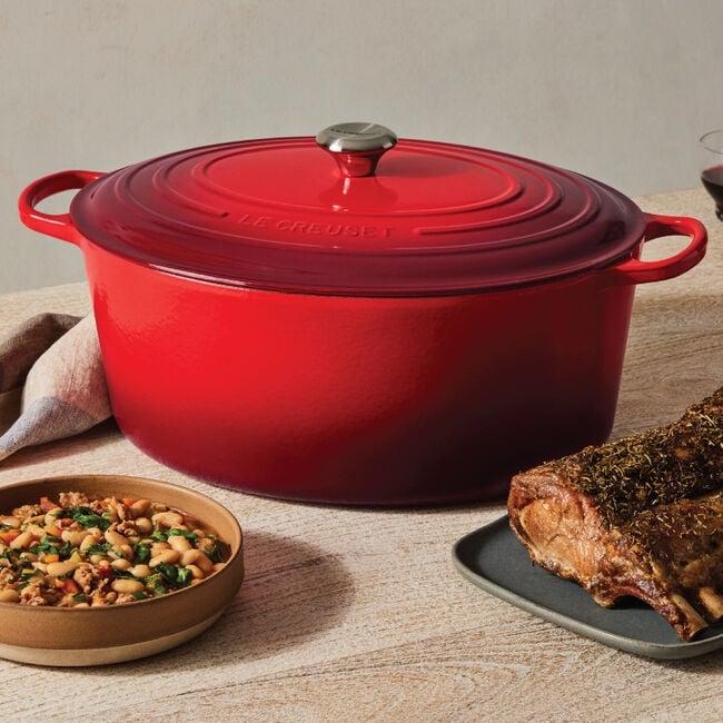 Signature Oval Dutch Oven