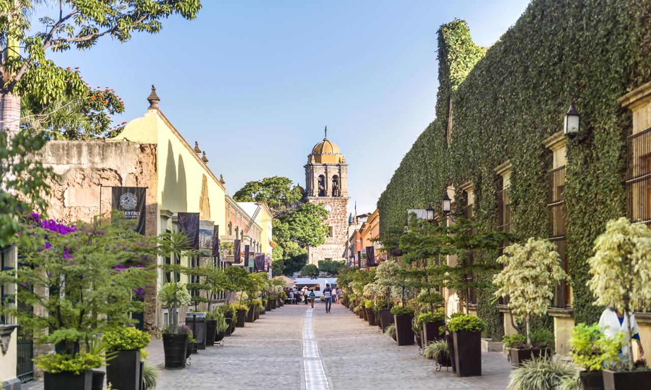 The Wedding Website of Sofia Garcia and Javier Sotelo