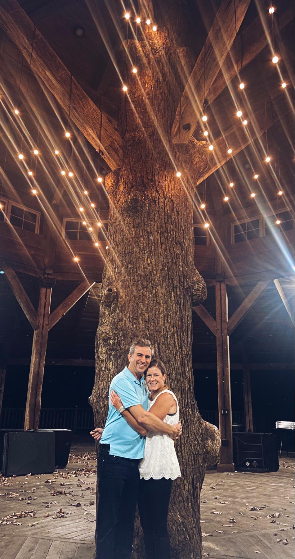 Treehouse stay near Pittsburgh.