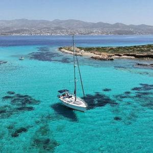 Private Boat Tour Around The Blue Lagoon