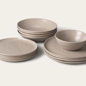 Fable Dinnerware Set (2)