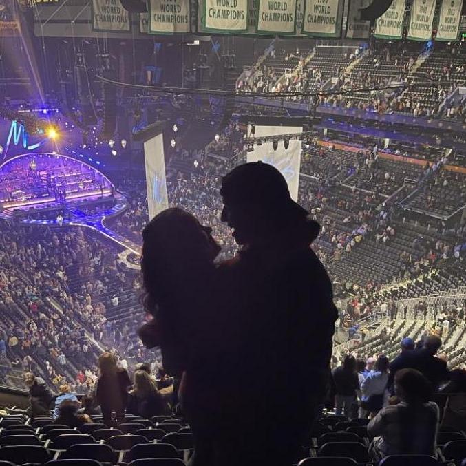 Stephen singing to me at the Michael Bublé concert he surprised me with🤩