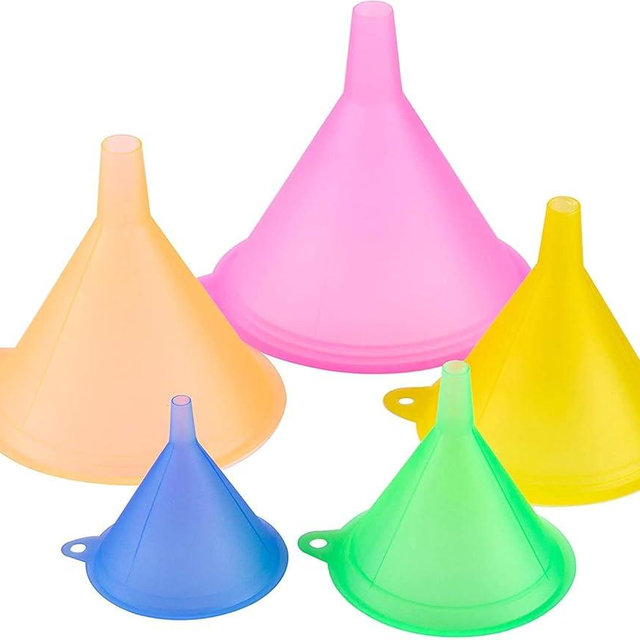 iSnuff Kitchen Funnel Set with 5 Sizes, Small to Large Plastic Cooking Funnel with Narrow Spout for Filling Bottles, Jars, Bowls, Spices, Powder Funnels, Essential Oils