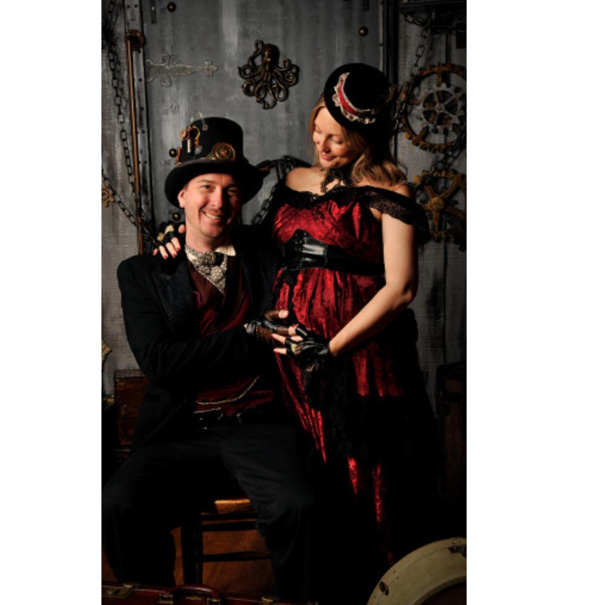 Mall Maternity Pics - Steampunk Style