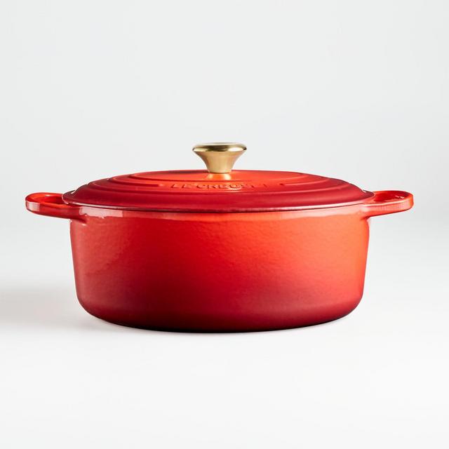 Le Creuset ® Signature 6.75-Qt. Gold Collection Cerise Round Wide Oven