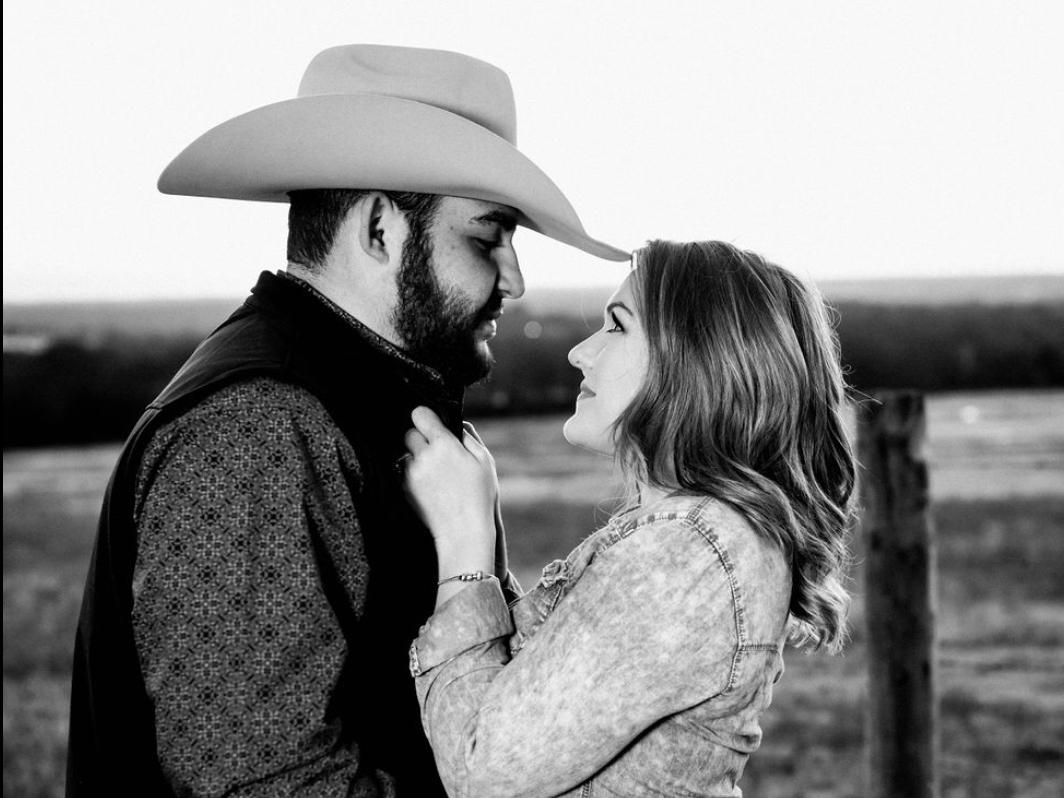 The Wedding Website of MaKenzi Miller and Jordan Whitley