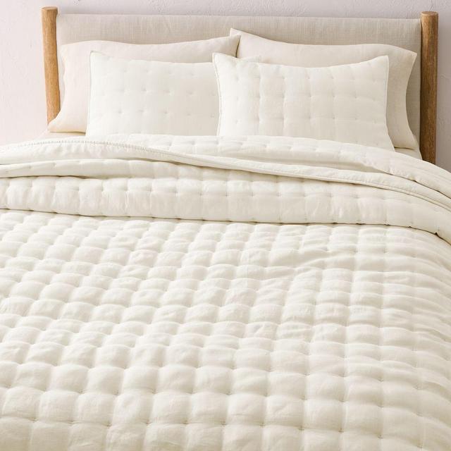 European Linen Lofty, Full/Queen Quilt, Alabaster