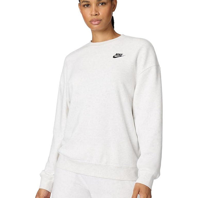 Nike Women's Sportswear Club Fleece Loose Crew-Neck Sweatshirt