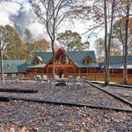 Majestic Oaks Lodge