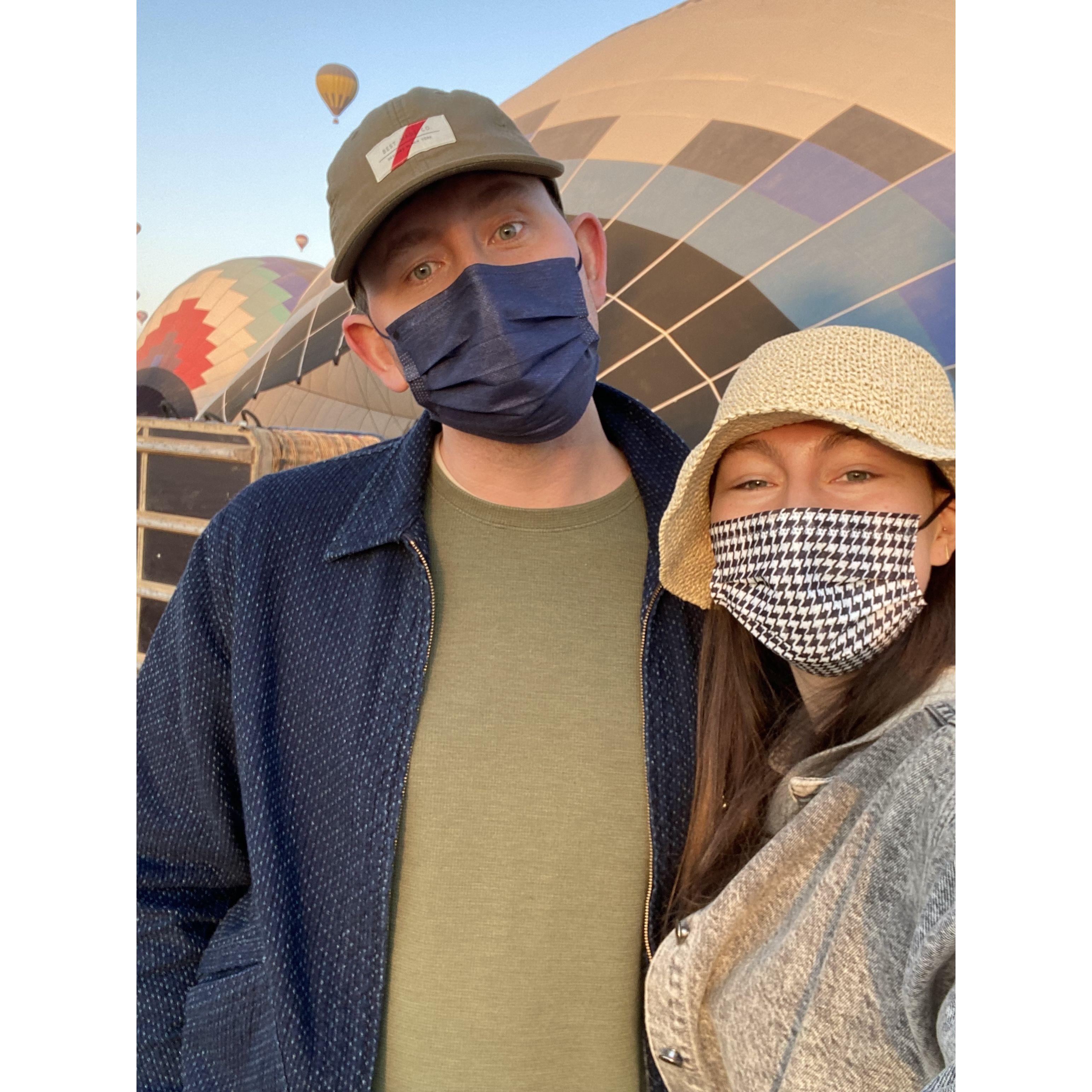 We met in September 2020, so there's no shortage of masked selfies. Here we are before riding a  hot air ballon in Mexico City.