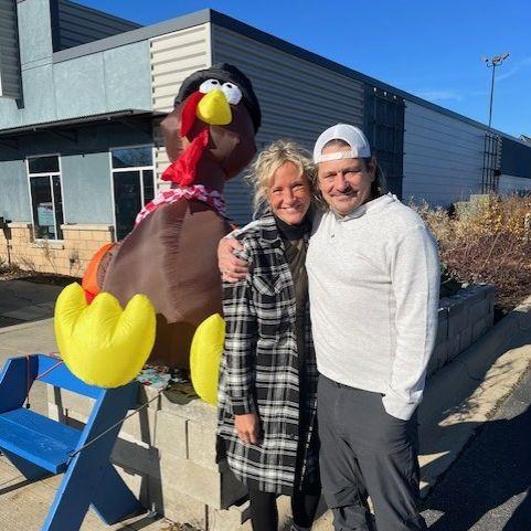 Delivering Thanksgiving Meals 2023