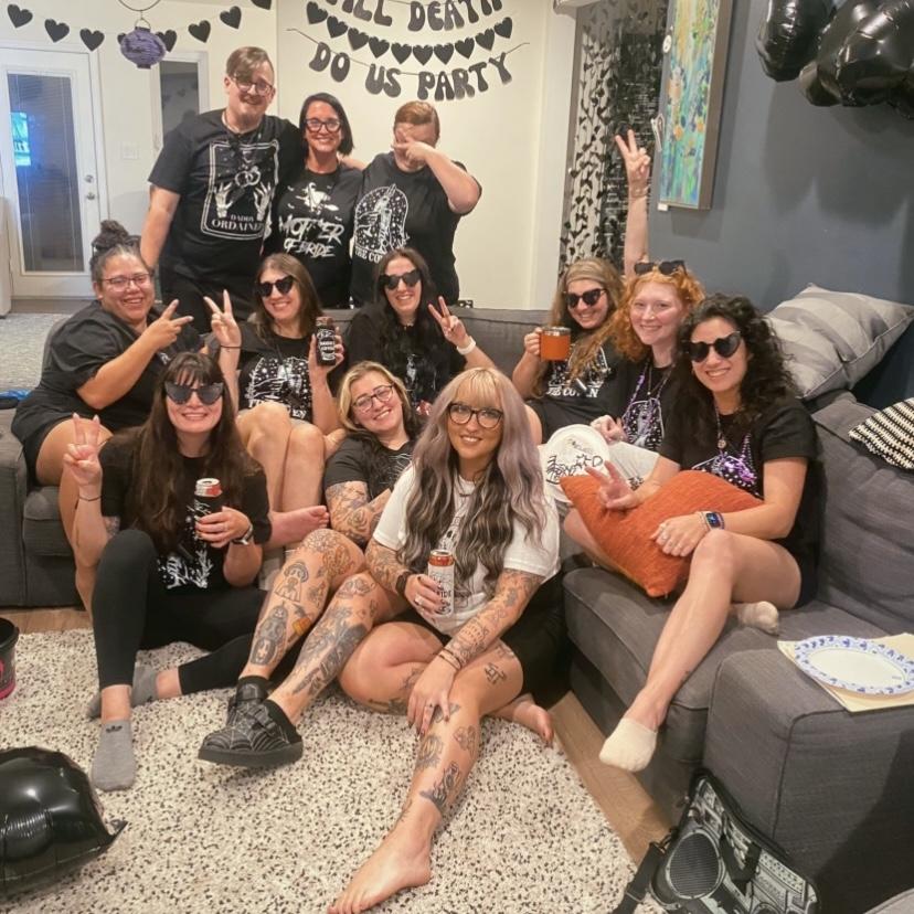 Bat-cherolette party 🦇