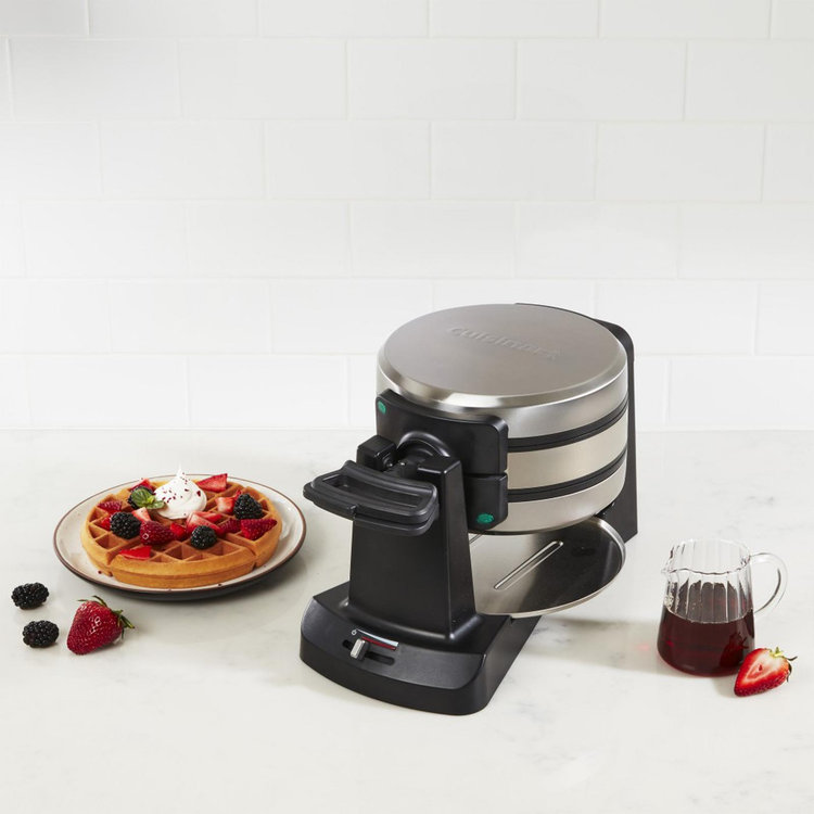 Cuisinart, Double Flip Belgian Waffle Maker WAF-F40 | Zola