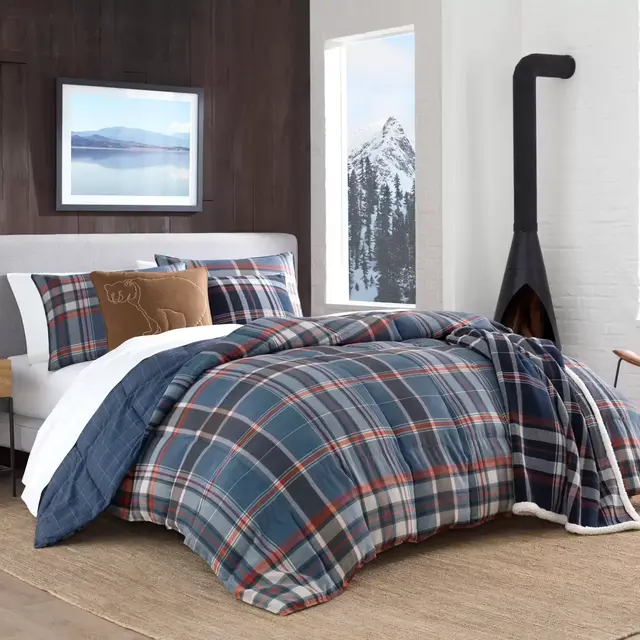 Eddie Bauer® Shasta Lake Full/Queen Comforter Set in Indigo