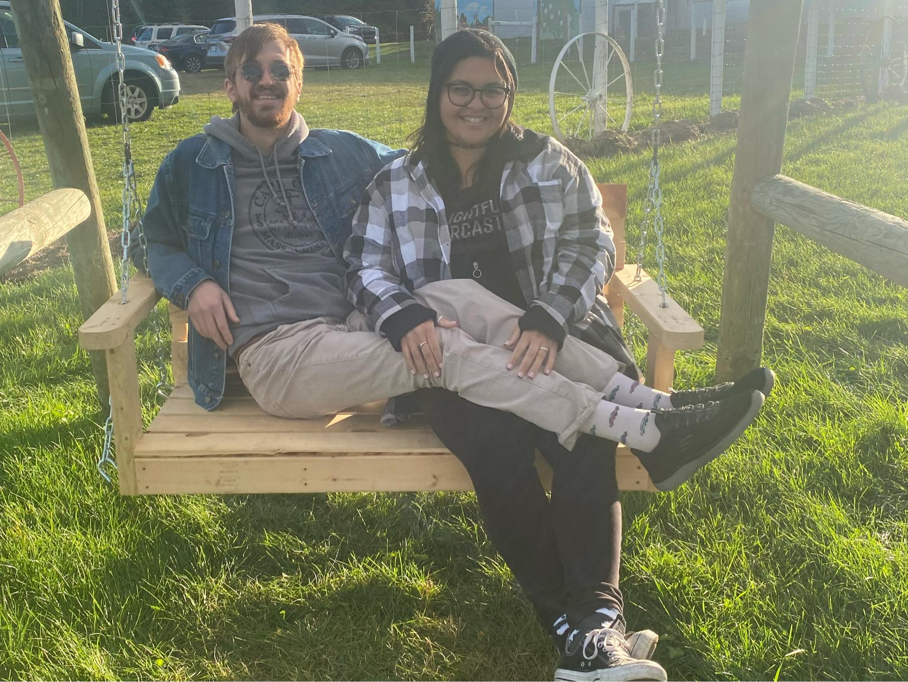 The Wedding Website of Alicia V. Putnam and Ethan Putnam