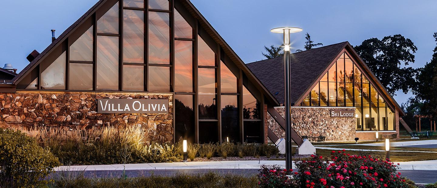 The Wedding Website of Aaliyah Ocasio and Jeremy Donovan