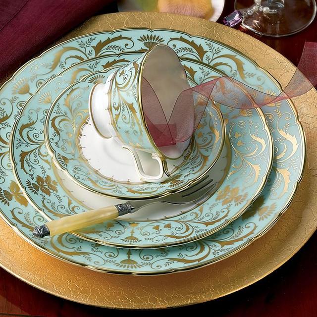 Royal Crown Derby - "Darley Abbey" Accent Plate, 8"