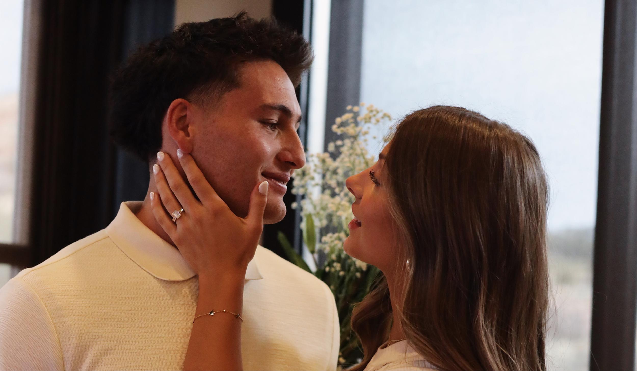 The Wedding Website of Elizabeth Huston and Bradley Kakazu