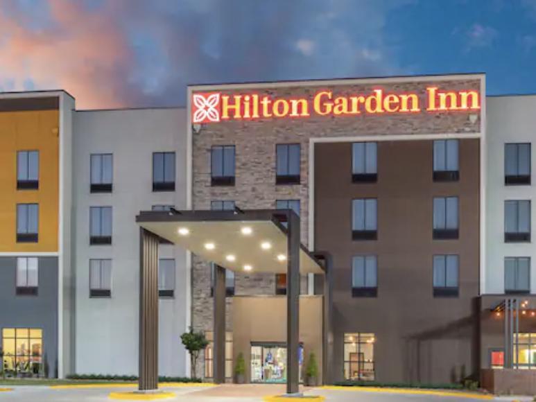 The Wedding Website of Bekka Simpson and Travis Couture-Lovelady