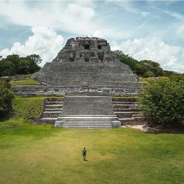 Honeymoon- Xunantunich Maya Hike Fund