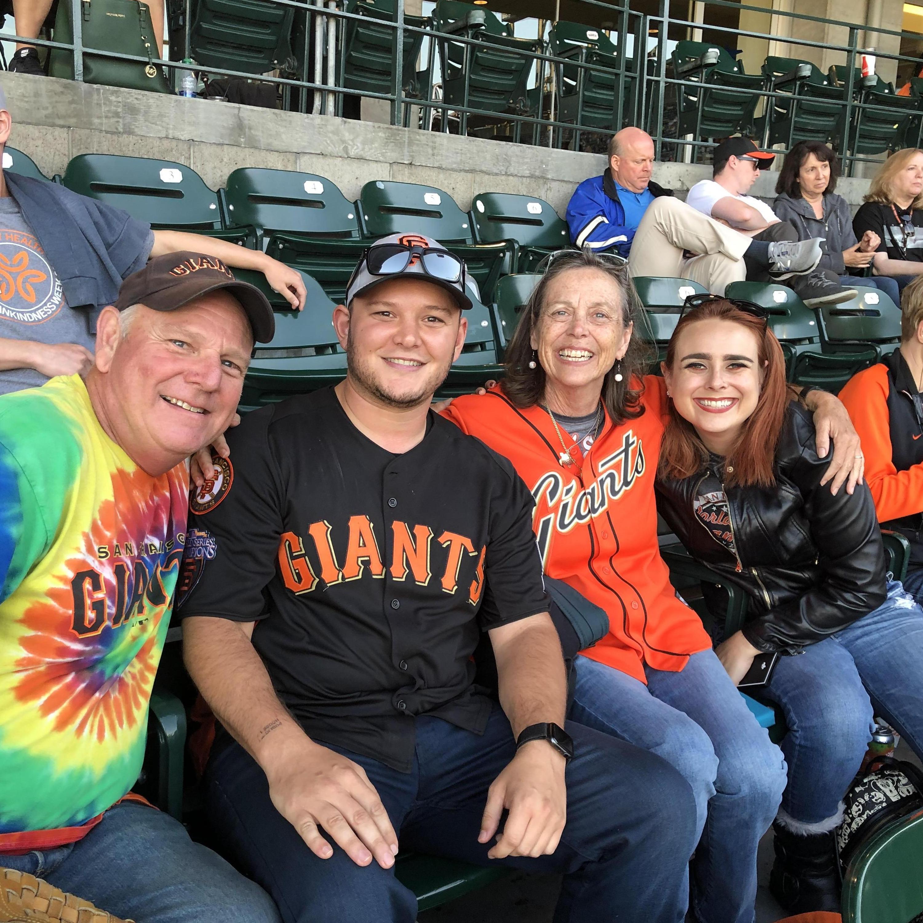 Our first Giants game!!