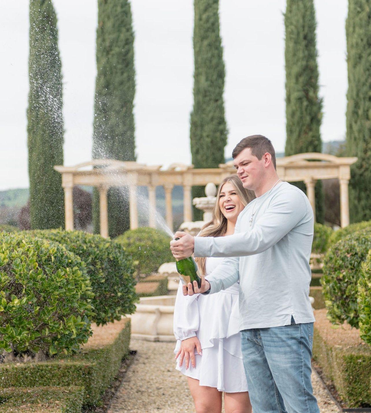 The Wedding Website of Ashlyn Rowlands and Klayton Marr