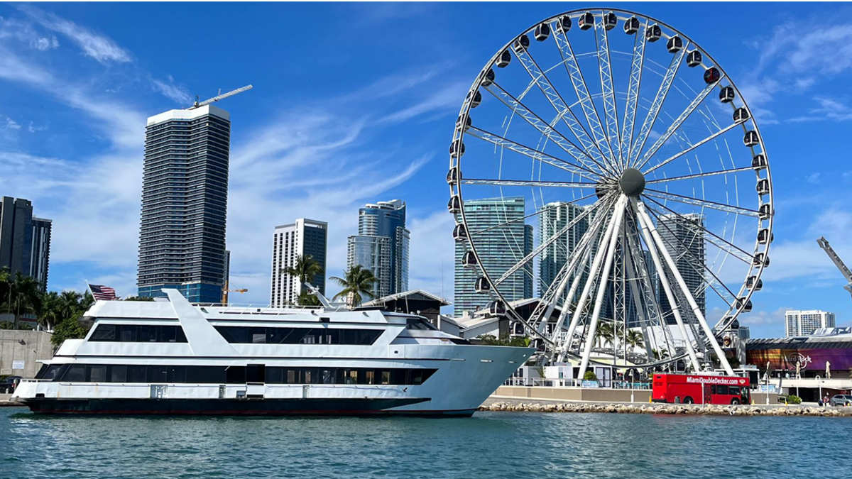 miami wedding yacht charters