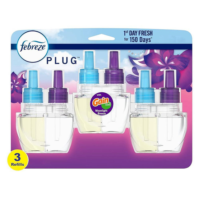 Febreze Plug In Air Freshener, Odor-Fighting Scented Oil Refill, Gain Moonlight Breeze, 3 Refills
