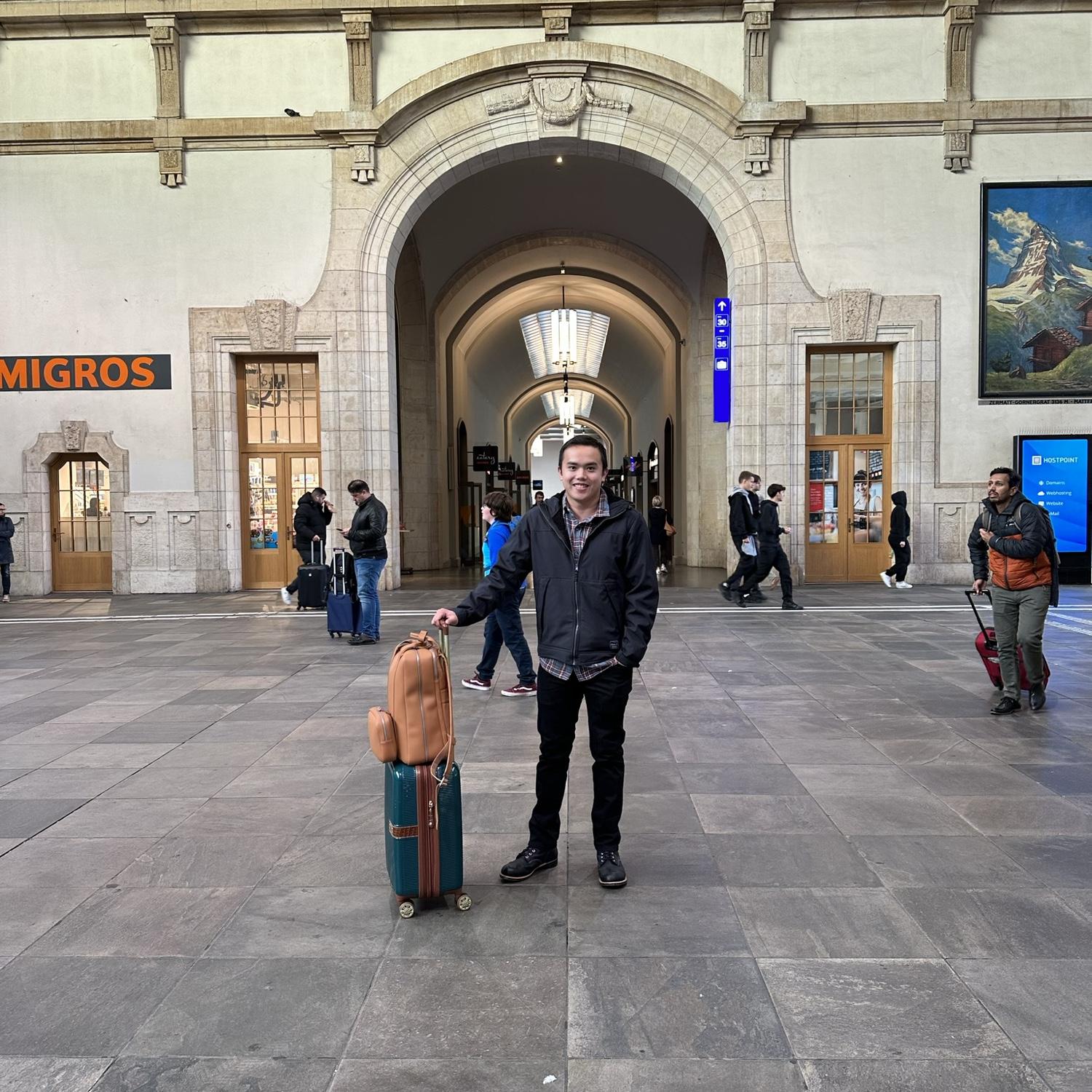 November 11, 2022 |
Basel SBB - Central Train Station

Sean's first visit while Veronique attended Universitat Basel