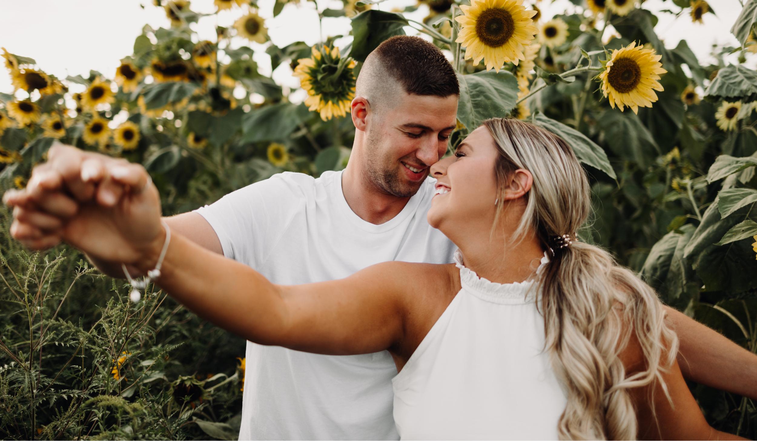 The Wedding Website of Brooke Dawson and Brendan Davis