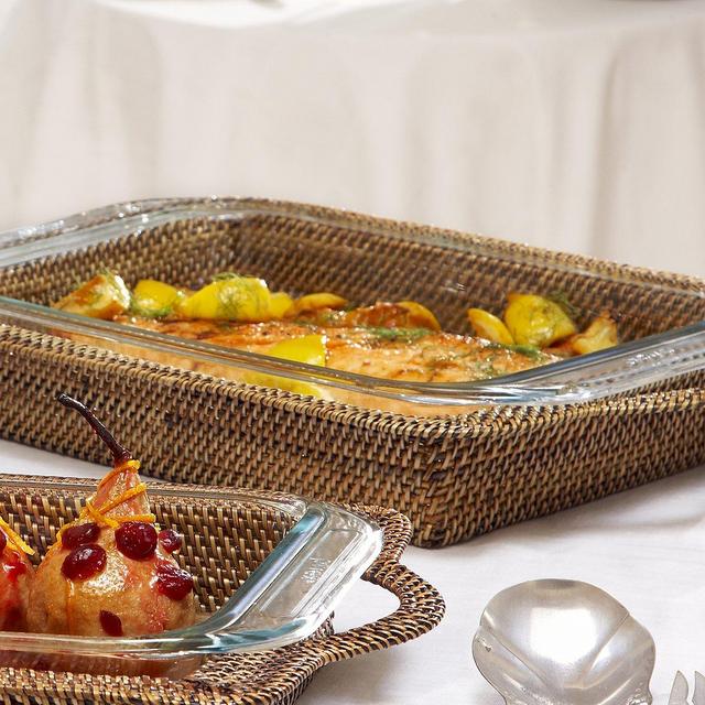 Rectangular Tray Holder INCLUDES Pyrex 2QT baker