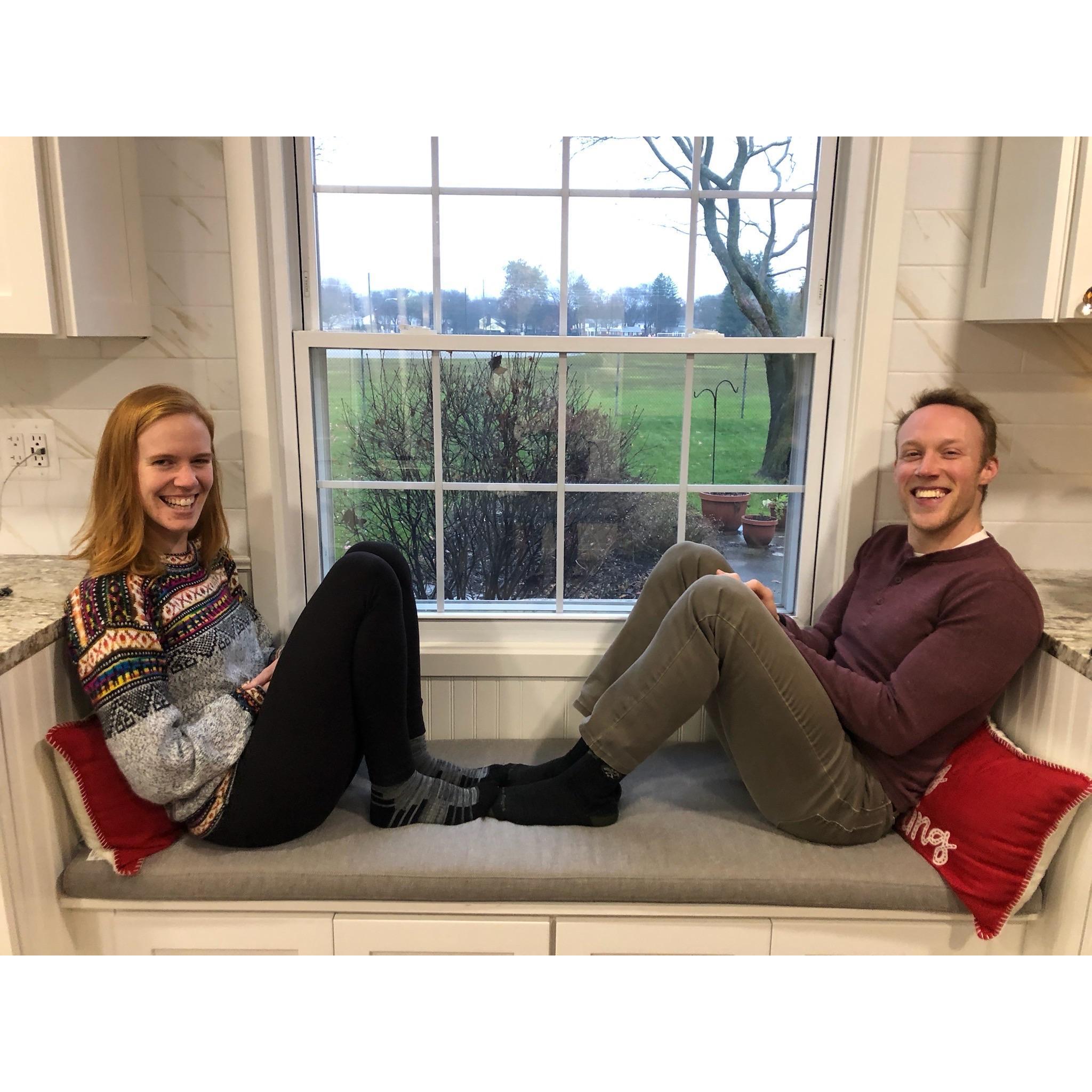 Hangin' at the Wagner house for Christmas! Thanks Matt and Debbie for a brand new kitchen to do cheesy poses in.