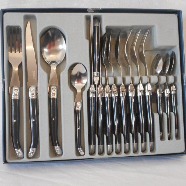 24 Piece French Laguiole Heritage...