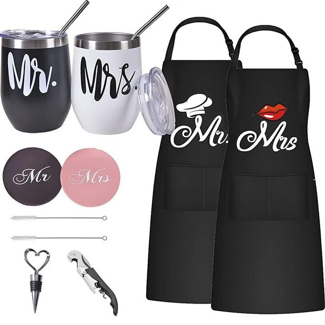 Mr and Mrs Aprons for Couple,Christmas Gift for Couple,Mr and Mrs Anniversary Gifts，Bridal Shower Gift ,Anniversary Wine Glasses for Couple,Wine Tumbler for Wedding Gift