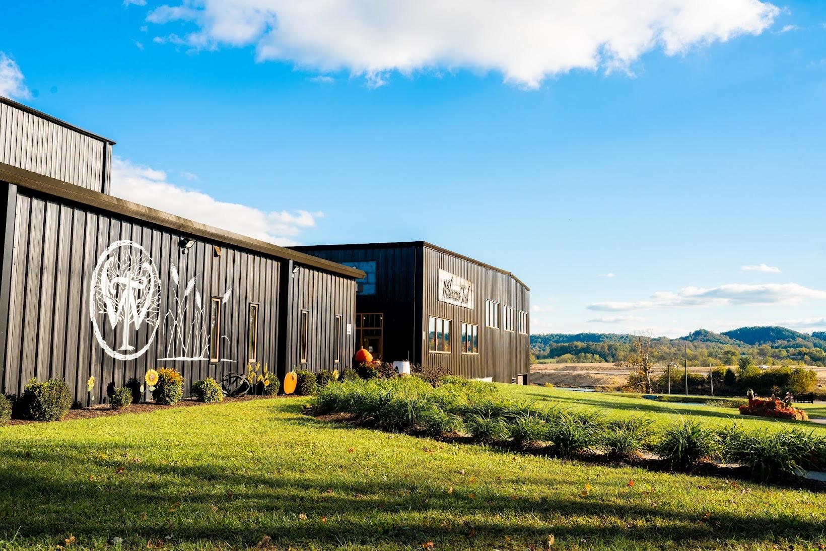 The Wedding Website of Rebekah Ulm and Sterling Jones