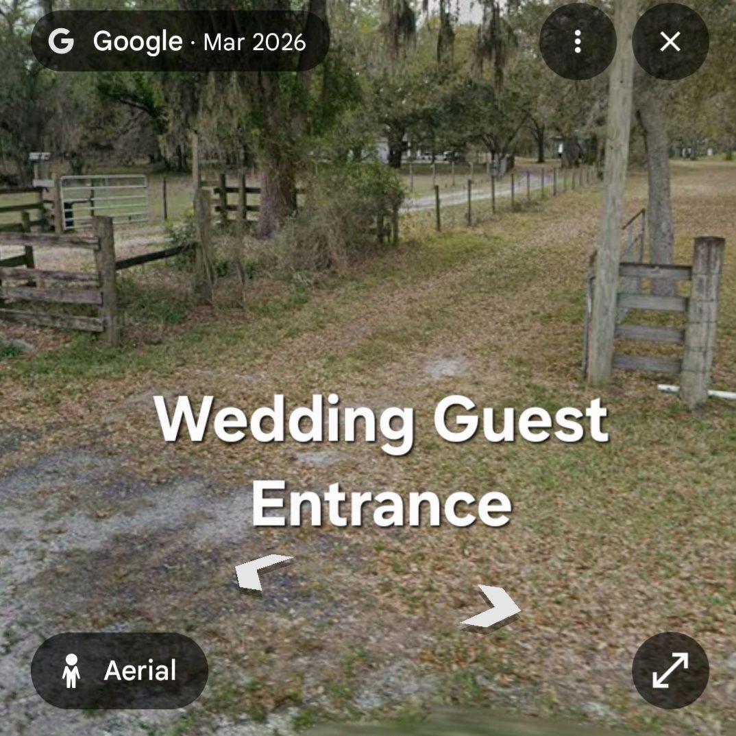 Wedding Guest Entrance at the Miller House