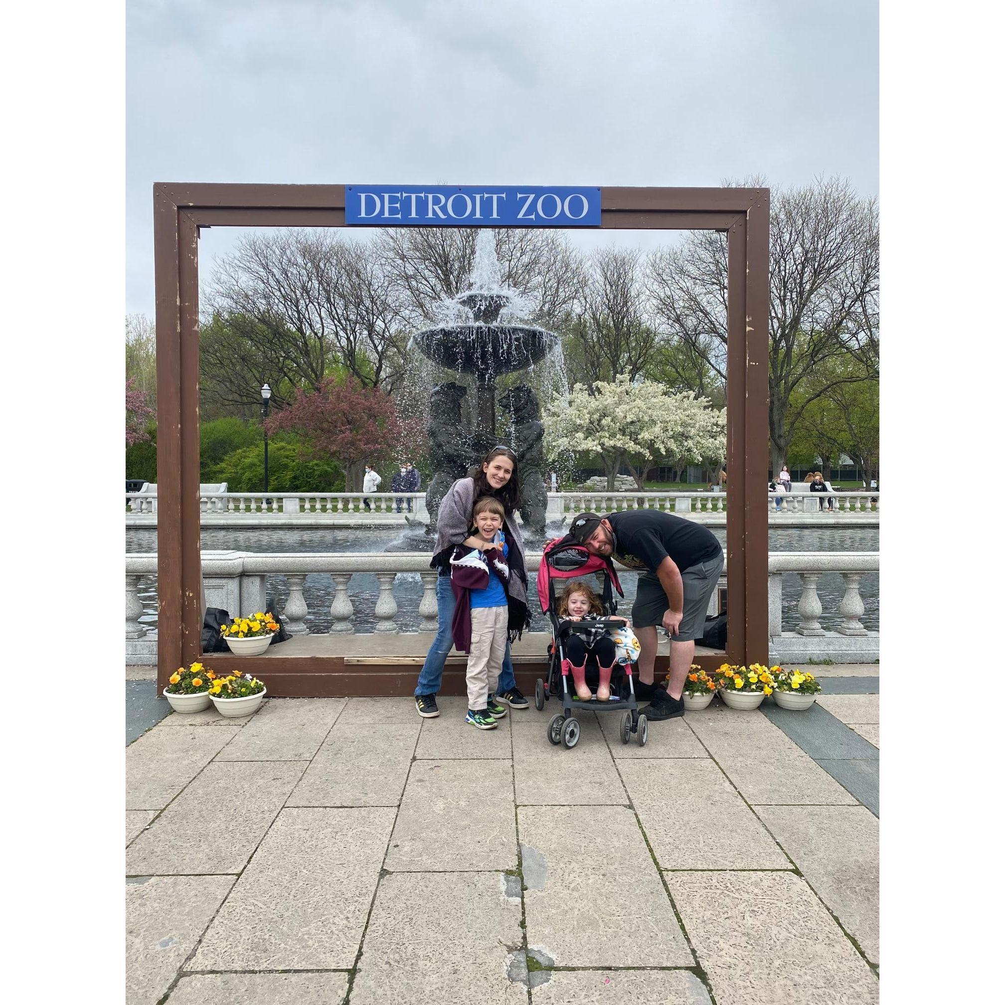 family trip to the zoo this year