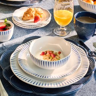 Sitio Stripe 4-Piece Place Setting, Service for 1