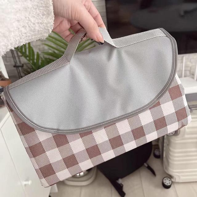 Outdoor Picnic Blanket, XL Foldable Waterproof Sand Beach Mat , in Large 80x60in and Extra Large 80x80infor Beach Camping Hiking Travel Family Concerts Portable Beach Blankets (Brown, 80x80 inch)