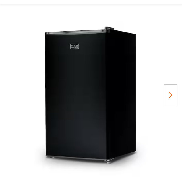 Black + Decker Mini Fridge