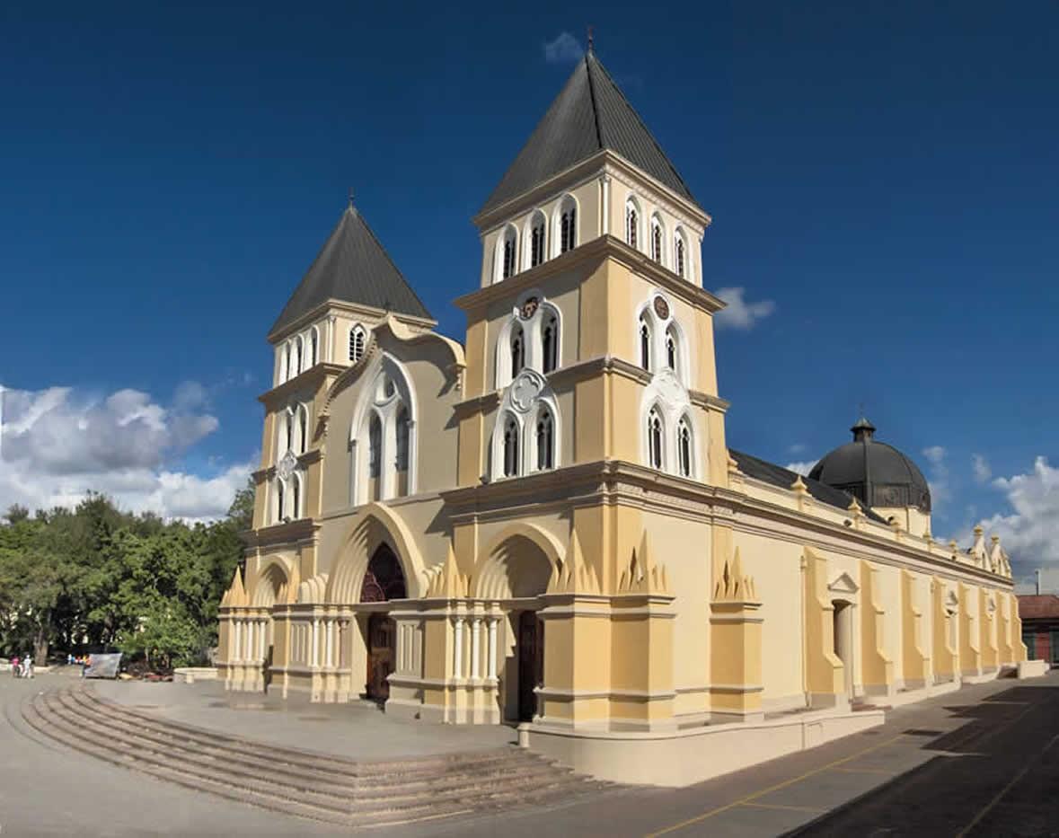 The Wedding Website of Yaniris Romero and Carmelo Agamez