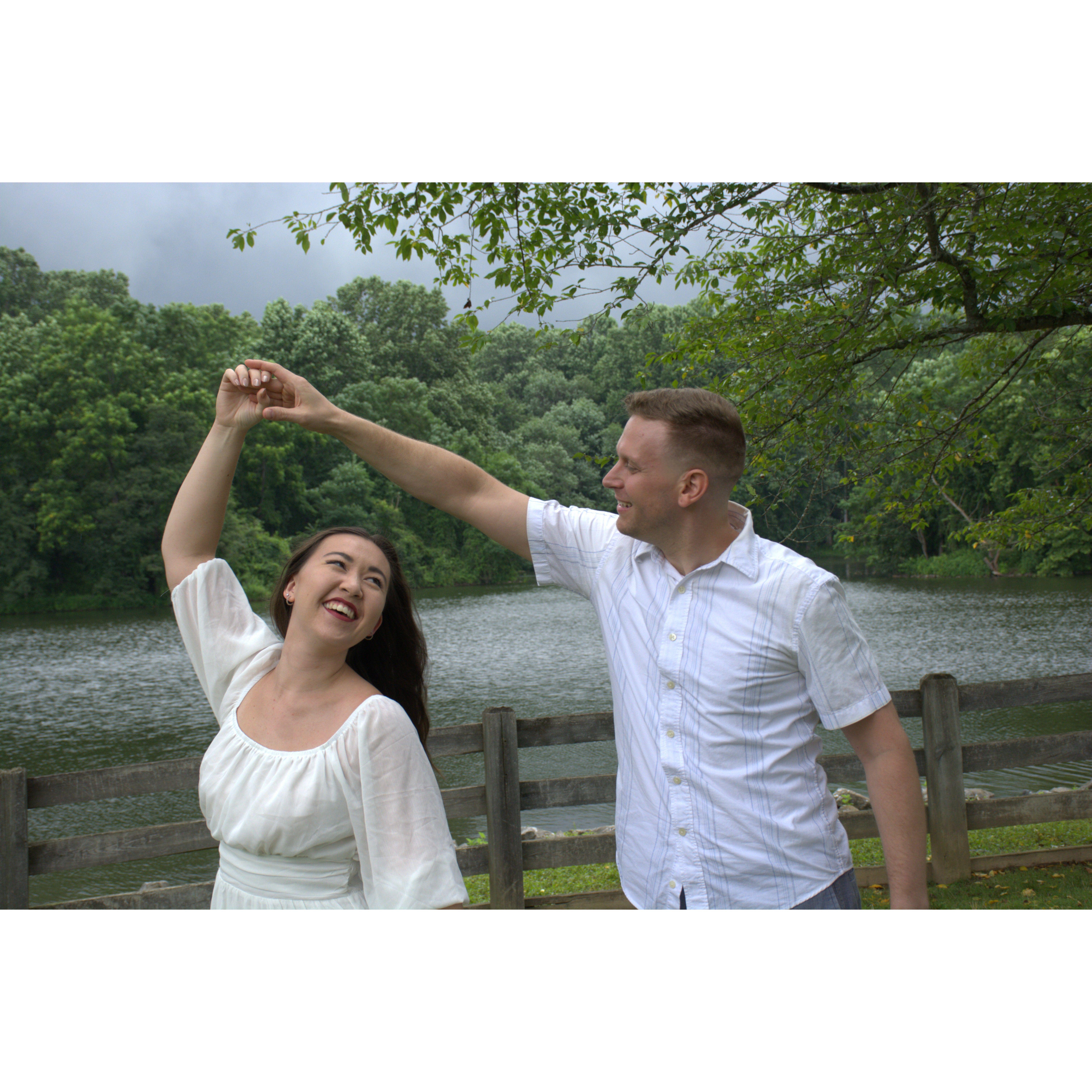 Engagement Photos 2025 by Caitlyn Mroz