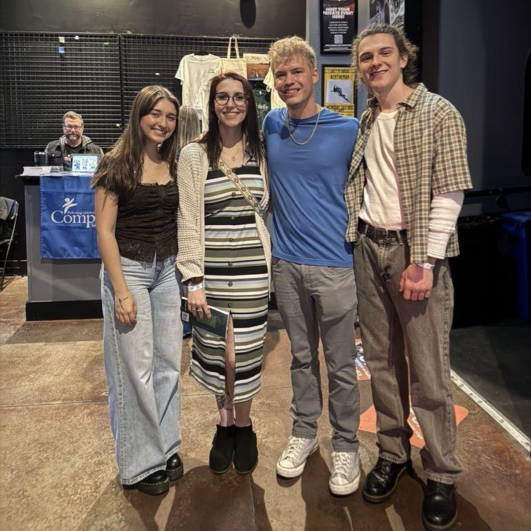 We met one of our favorite musical duos!